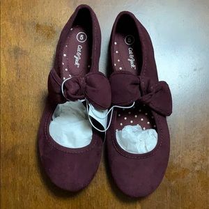 Cat & Jack girls maroon flats size 5 NWT